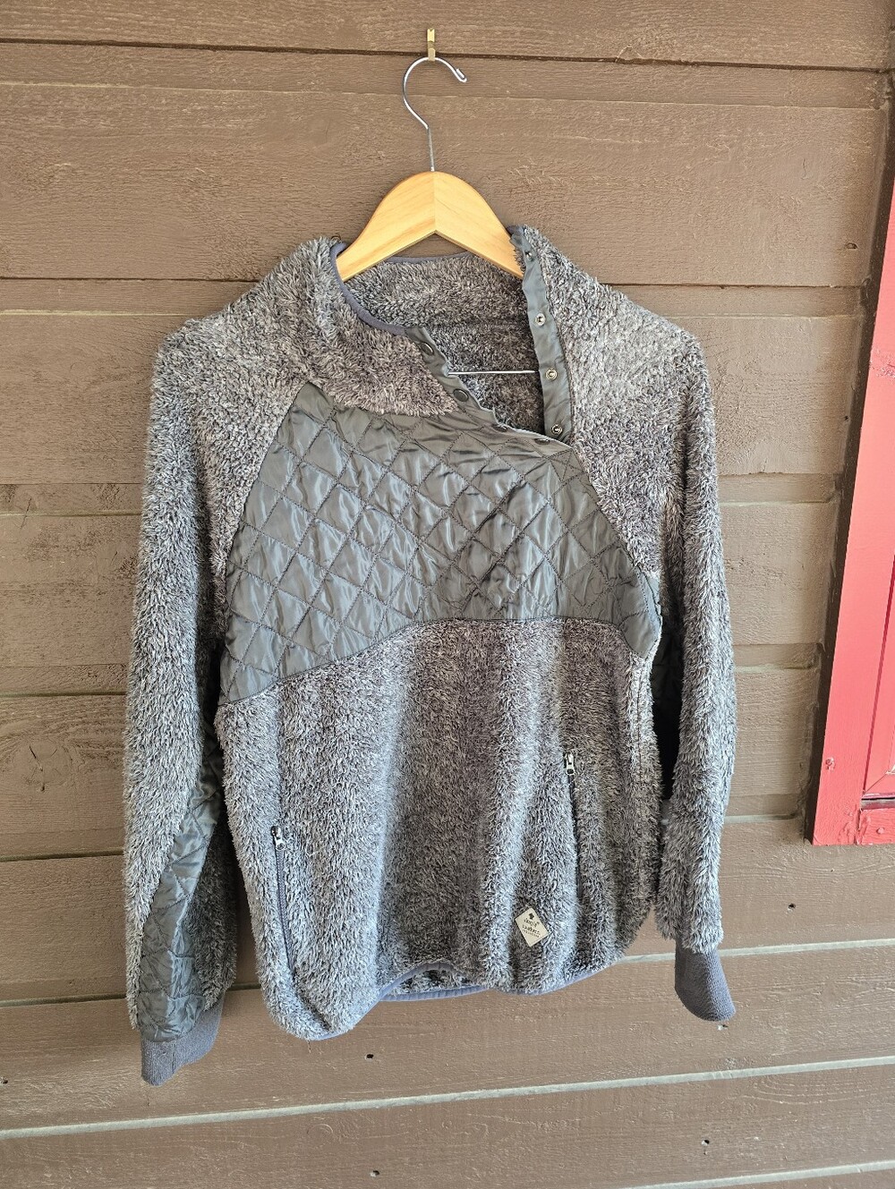 Simply Southern Gray Quilted Asymmetric Snap Sherpa Fleece Pullover L
